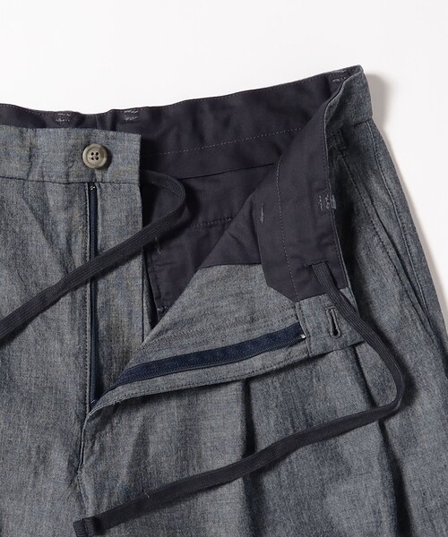 BEAMS（ビームス）の「ダンガリー2プリーツ スラックス【ワイドテーパードフィット】（その他パンツ・メンズ・ブルー/ベージュ/ブラック・XL/L/M/S）」の8枚目の写真