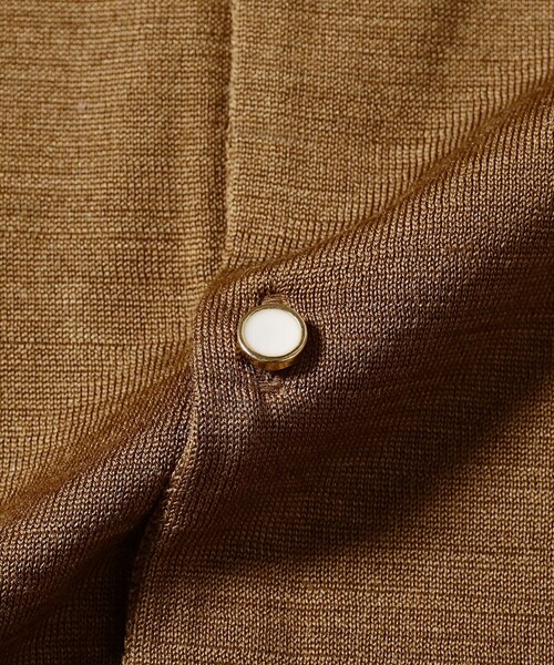 EFFE BEAMS（エッフェビームス）の「シルク クルーカーディガン（カーディガン/ボレロ・レディース・ブラック/サックスブルー/ブラウン系その他3・ONE SIZE）」の5枚目の写真