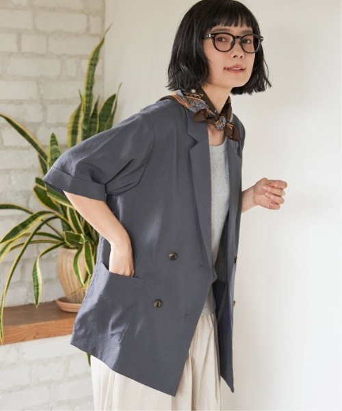 LBC(エルビーシー)の「リネンライクハーフスリーブジャケット(テーラードジャケット・レディース・チャコール/グレイッシュベージュ/ダークオリーブ・M)」の3枚目の写真