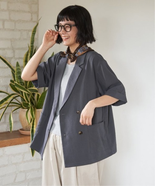 LBC(エルビーシー)の「リネンライクハーフスリーブジャケット(テーラードジャケット・レディース・チャコール/グレイッシュベージュ/ダークオリーブ・M)」の20枚目の写真