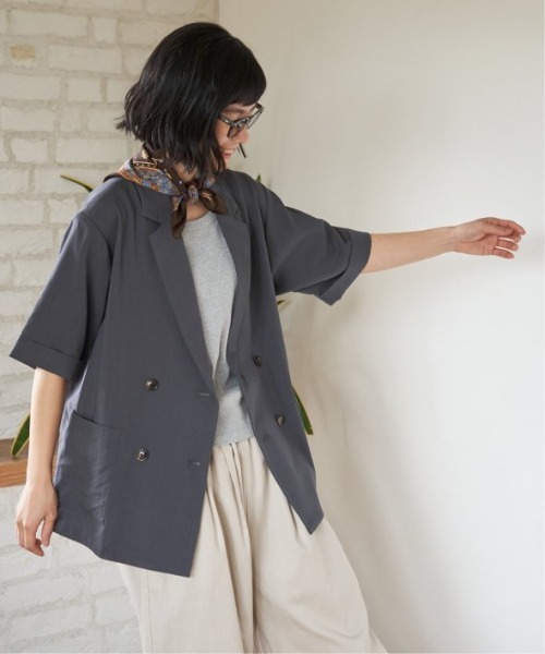 LBC(エルビーシー)の「リネンライクハーフスリーブジャケット(テーラードジャケット・レディース・チャコール/グレイッシュベージュ/ダークオリーブ・M)」の21枚目の写真