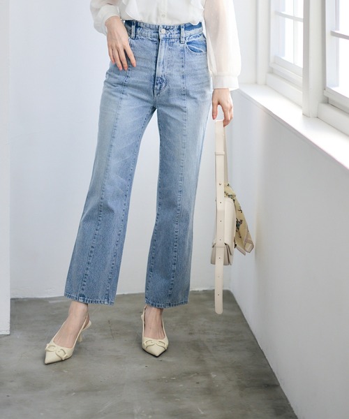 12Twelve Agenda(トゥエルブ アジェンダ)の「ステッチデザインストレートデニム(デニムパンツ・レディース・ブルー/グレー・S/M)」の5枚目の写真