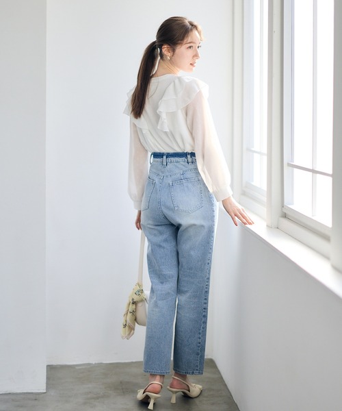 12Twelve Agenda(トゥエルブ アジェンダ)の「ステッチデザインストレートデニム(デニムパンツ・レディース・ブルー/グレー・S/M)」の9枚目の写真
