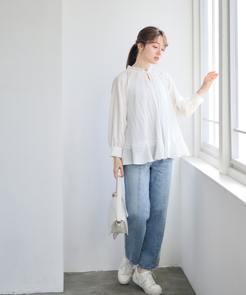 12Twelve Agenda(トゥエルブ アジェンダ)の「ステッチデザインストレートデニム(デニムパンツ・レディース・ブルー/グレー・S/M)」の11枚目の写真