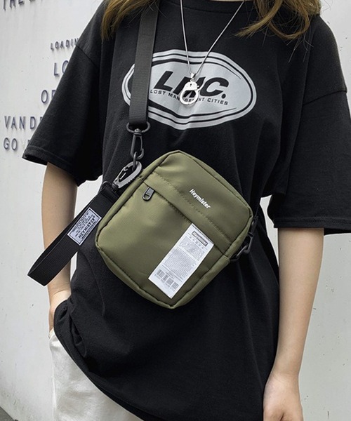 WESTBOY(ウエストボーイ)の「軽量 ナイロン ユニセックス シンプル ミニショルダーバッグ WO26S2BG29(ショルダーバッグ・メンズ・ブラック/グリーン・FREE)」の8枚目の写真
