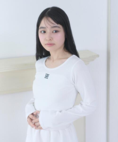 WEGO(ウィゴー)の「WEGO/【26年春新作】ワンポイントリブロンT(Tシャツ/カットソー・レディース・ブラック/ホワイト・FREE)」の10枚目の写真
