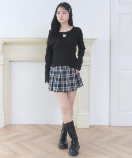 WEGO(ウィゴー)の「WEGO/【26年春新作】ワンポイントリブロンT(Tシャツ/カットソー・レディース・ブラック/ホワイト・FREE)」の16枚目の写真