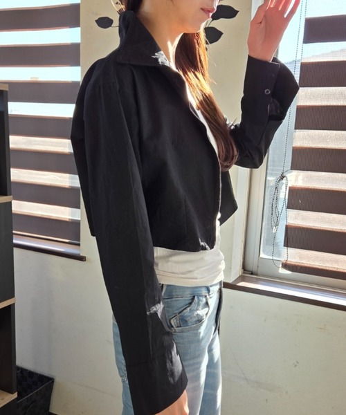 tolene(トレネ)の「2WAYで楽しむ!フロントダブルジップ クロップドシャツジャケット(シャツ/ブラウス・レディース・ホワイト/ブラック・FREE)」の18枚目の写真