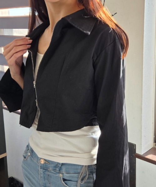 tolene(トレネ)の「2WAYで楽しむ!フロントダブルジップ クロップドシャツジャケット(シャツ/ブラウス・レディース・ホワイト/ブラック・FREE)」の8枚目の写真