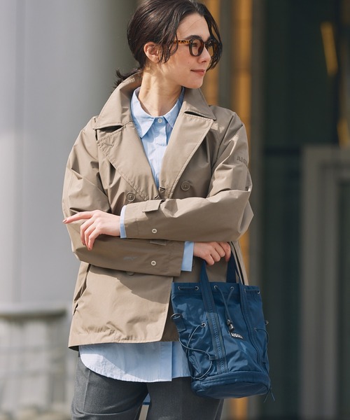 AIGLE(エーグル)の「撥水 ライト&コンパクト パッカブル巾着バッグ 3L(ショルダーバッグ・レディース・ホワイト/ダークネイビー/ダークブルー/モスグリーン・FREE)」の5枚目の写真