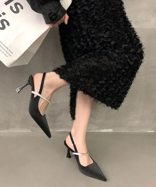 Amulet(アミュレット)の「華奢ヒールで上品見え◎ ポインテッドトゥストラップパンプス(パンプス・レディース・ブラック/アイボリー・37/38/39/35/36)」の13枚目の写真