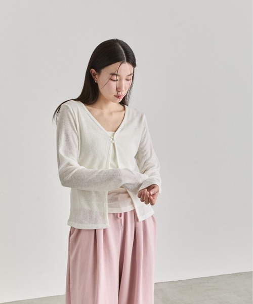 NUJOH(ヌゾ)の「Sheer Button Cardigan / シアーボタンカーディガン(カーディガン/ボレロ・レディース・ブルー/カーキ/アイボリー/ブラウン/ブラック/ライトピンク・FREE)」の15枚目の写真