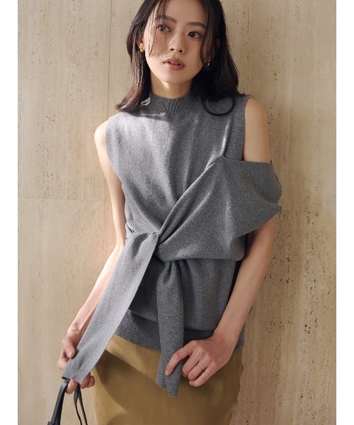 anuans（アニュアンス）の「アシメニュアンストップス（ニット/セーター・レディース・グレー/ホワイト/モカ・FREE）」の16枚目の写真