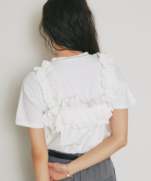 ARVELLIA（アルベリア）の「2WAY LAYERED RUFFLE TOP（Tシャツ/カットソー・レディース・ホワイト/ブラック・M）」の11枚目の写真
