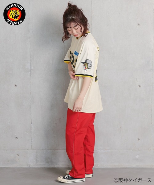 MARKEY'S（マーキーズ）の「【阪神タイガース】別注 半袖ベースボールシャツ/おとな（シャツ/ブラウス・レディース・ホワイト系4/ホワイト系6/ホワイト系7/ホワイト系8/ホワイト系1/ホワイト系2/ホワイト系5/ホワイト系3・170cm）」の15枚目の写真