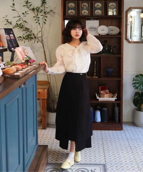 MICANE(ミケーネ)の「リデレレイヤードロングスカート(スカート・レディース・ブラック/アイボリー・SMALL/MEDIUM/LARGE/X-LARGE/XX-LARGE/X-SMALL)」の3枚目の写真