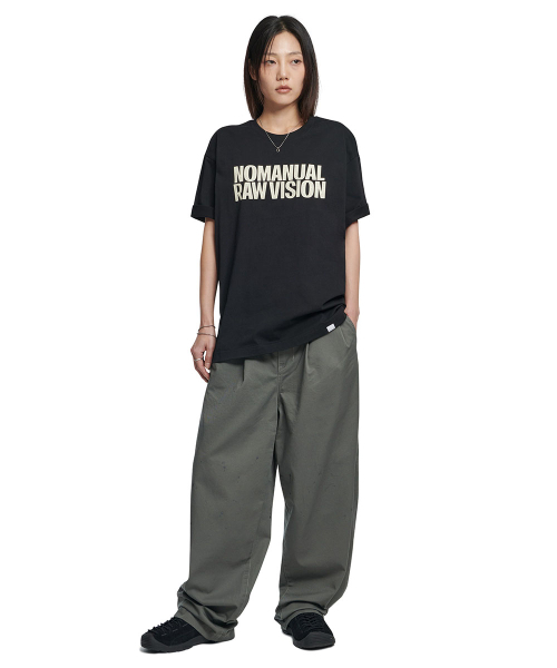 NOMANUAL(NOMANUAL)の「PAINTED TWO TUCK PANTS - KHAKI GRAY(その他パンツ・レディース・その他・SMALL/MEDIUM/LARGE/X-LARGE)」の5枚目の写真