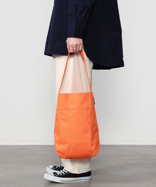 Bshop（ビショップ）の「Kaan | バケット トートバッグ UNISEX（トートバッグ・レディース・イエロー系その他/ブルー/オレンジ/ベージュ/ピンク・ONE）」の7枚目の写真