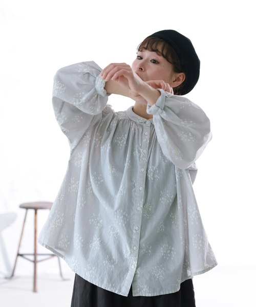 soulberry（ソウルベリー）の「檸檬の花のブラウス（シャツ/ブラウス・レディース・ライトグレー・L/M/5L/4L/3L/LL）」の6枚目の写真