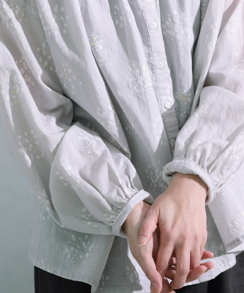 soulberry（ソウルベリー）の「檸檬の花のブラウス（シャツ/ブラウス・レディース・ライトグレー・L/M/5L/4L/3L/LL）」の7枚目の写真