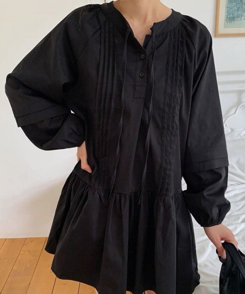 DAY CLOSET(デイ クローゼット)の「【ミニ丈/袖口ゴム】ぽわんと可愛いシルエット。ウエスト切り替え ヘンリーネック ピンタック ワンピース レディース(ワンピース・レディース・ブラック/ホワイト・FREE)」の21枚目の写真