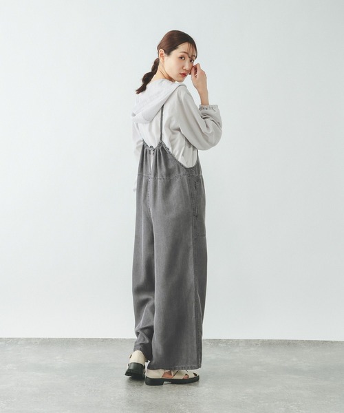 GLOBAL WORK(グローバルワーク)の「エアリーリラックスデニムキャミサロペ/656215(サロペット/オーバーオール・レディース・ブルー/ブラック・MEDIUM/LARGE)」の5枚目の写真