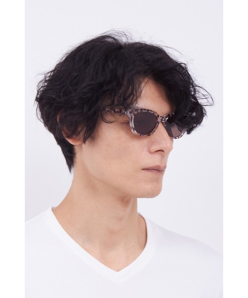 TORNADO MART(トルネードマート)の「TORNADO MART∴フォックスウェリントンサングラス(サングラス・メンズ・ブラウン/グレー・F)」の4枚目の写真