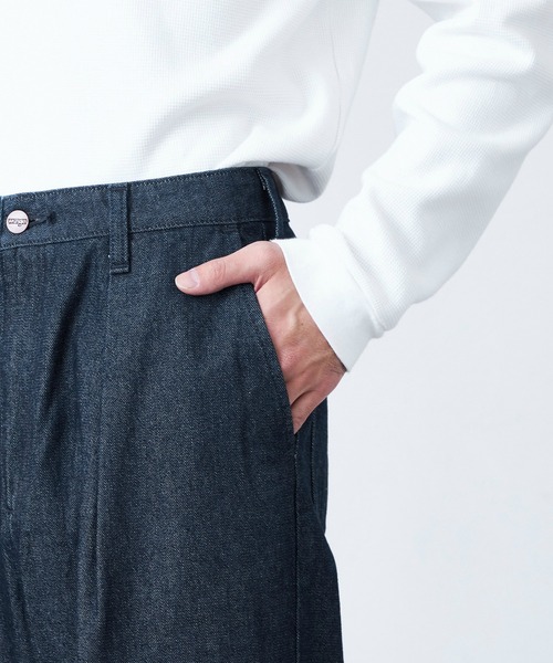 Lee(リー)の「Wrangler/ラングラー【MENS】WRANCHER WIDE/【デニム】ランチャーフレアーワイド セットアップ対応(デニムパンツ・メンズ・ブルー/ブラック系その他/インディゴブルー・SMALL/X-LARGE/LARGE/MEDIUM)」の11枚目の写真