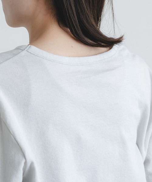 quadro(クオドロ)の「スーピマ接結ニット長袖クルーネックプルオーバー(Tシャツ/カットソー・レディース・ダークネイビー/サンドベージュ/ブルーグレー・FREE)」の19枚目の写真