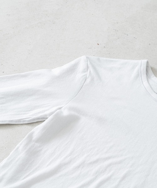 quadro(クオドロ)の「スーピマ接結ニット長袖クルーネックプルオーバー(Tシャツ/カットソー・レディース・ダークネイビー/サンドベージュ/ブルーグレー・FREE)」の8枚目の写真