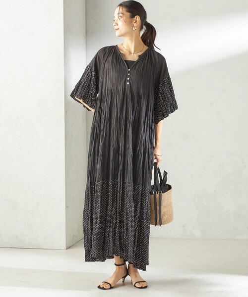 Fanaka(ファナカ)の「【SHIPS別注】Fanaka:〈手洗い可能〉クリンクル 袖 フレア ワンピース(ワンピース・レディース・ブラック/グリーン・ONE SIZE)」の6枚目の写真