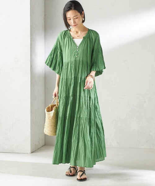 Fanaka(ファナカ)の「【SHIPS別注】Fanaka:〈手洗い可能〉クリンクル 袖 フレア ワンピース(ワンピース・レディース・ブラック/グリーン・ONE SIZE)」の9枚目の写真