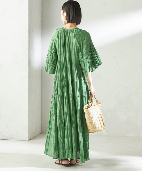 Fanaka(ファナカ)の「【SHIPS別注】Fanaka:〈手洗い可能〉クリンクル 袖 フレア ワンピース(ワンピース・レディース・ブラック/グリーン・ONE SIZE)」の12枚目の写真