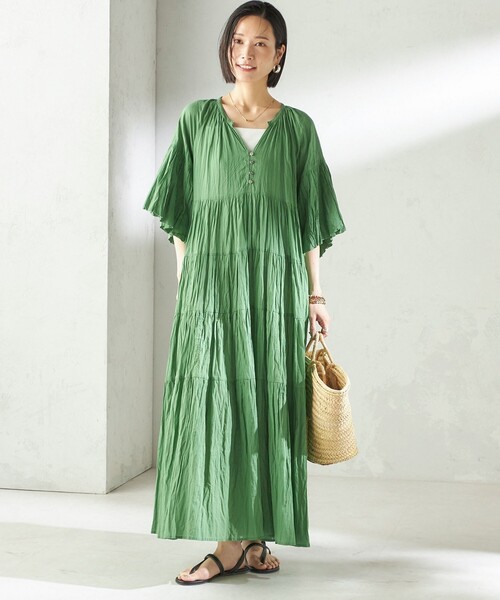 Fanaka(ファナカ)の「【SHIPS別注】Fanaka:〈手洗い可能〉クリンクル 袖 フレア ワンピース(ワンピース・レディース・ブラック/グリーン・ONE SIZE)」の13枚目の写真