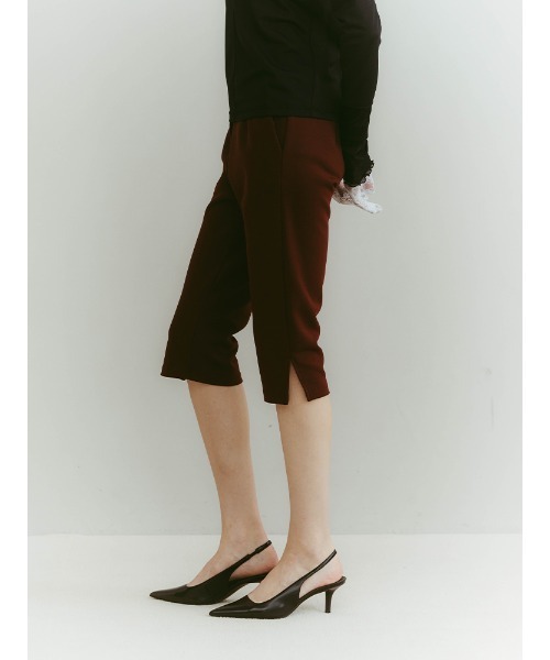 ILANIS(イラニス)の「Quiet Capri Pants(その他パンツ・レディース・ボルドー/イエロー系その他/ブラック・FREE)」の19枚目の写真