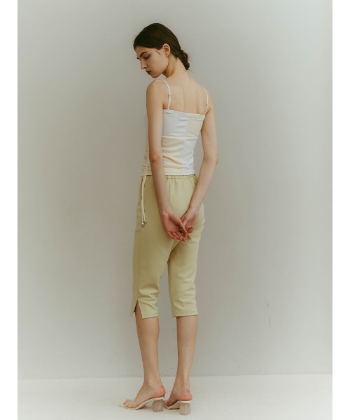 ILANIS(イラニス)の「Quiet Capri Pants(その他パンツ・レディース・ボルドー/イエロー系その他/ブラック・FREE)」の11枚目の写真