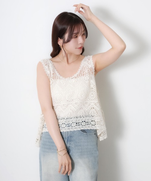 Riberry（リベリー）の「かぎ針編みUネックベスト（ベスト・レディース・キナリ/ブラック・MEDIUM）」の17枚目の写真