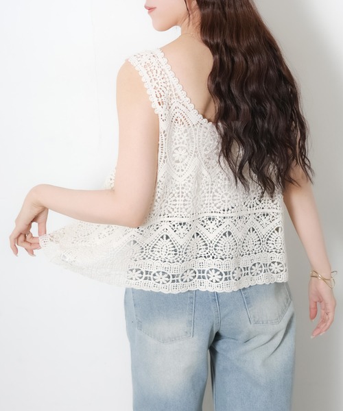 Riberry（リベリー）の「かぎ針編みUネックベスト（ベスト・レディース・キナリ/ブラック・MEDIUM）」の19枚目の写真