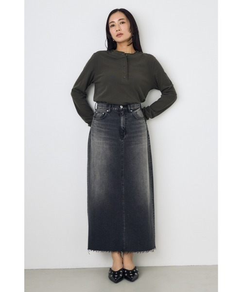 AZUL by moussy（アズールバイマウジー）の「【サイズ,身長別画像あり】デニムロングスカート（デニムスカート・レディース・ライトブラック/ライトブルー・LARGE/MEDIUM/SMALL）」の9枚目の写真