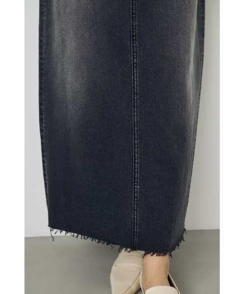 AZUL by moussy（アズールバイマウジー）の「【サイズ,身長別画像あり】デニムロングスカート（デニムスカート・レディース・ライトブラック/ライトブルー・LARGE/MEDIUM/SMALL）」の12枚目の写真