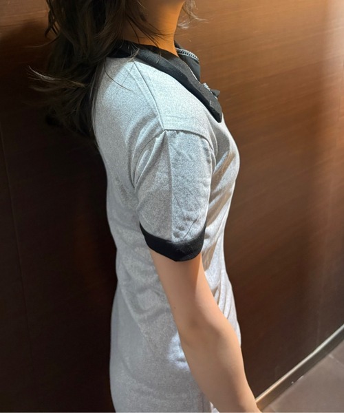 mebole(メボレ)の「ギャザースリットワンピース(ワンピース・レディース・ブラック/グレー・FREE)」の19枚目の写真