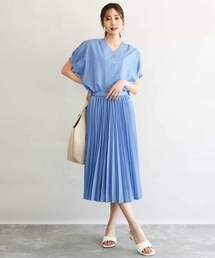 MK MICHEL KLEIN（エムケーミッシェルクラン）の「[瞬美シリーズ/洗える]Vネックタックスリーブブラウス（シャツ/ブラウス）」