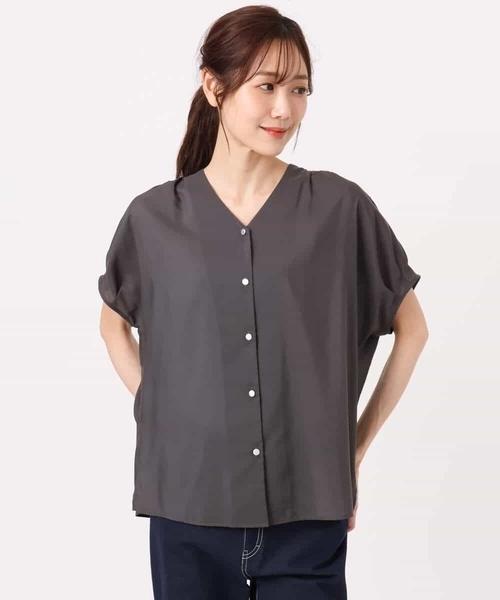 MK MICHEL KLEIN（エムケーミッシェルクラン）の「[瞬美シリーズ/洗える]Vネックタックスリーブブラウス（シャツ/ブラウス・レディース・ライトイエロー/ライトブルー/ダークグレー・38）」の18枚目の写真