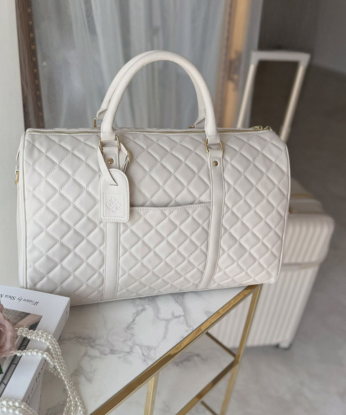 ROYAL PARTY(ロイヤルパーティー)の「【Mサイズ】キルティングボストンBAG(ボストンバッグ・レディース・オフホワイト/ブラック・FREE)」の2枚目の写真