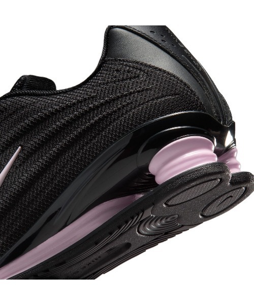 NIKE(ナイキ)の「NIKE W Shox Z(ナイキ ウィメンズ ショックス Z)(スニーカー・レディース・ブラック系・23cm/24cm/24.5cm/25cm/23.5cm)」の9枚目の写真