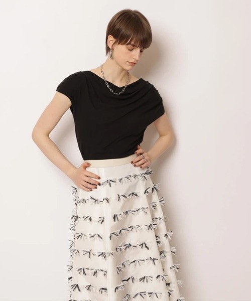 CADUNE（カデュネ）の「ドレープショートスリーブカットソー（Tシャツ/カットソー・レディース・ブルー/ベージュ/ホワイト/ブラック・38）」の18枚目の写真