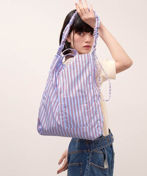 ADAM ET ROPE'(アダムエロペ)の「【WEB限定】・【定番】ギャザー2WAYミドルショルダーバッグ(ショルダーバッグ・レディース・サックスブルー/ネイビー/ブラウン/ピンク・FREE)」の10枚目の写真