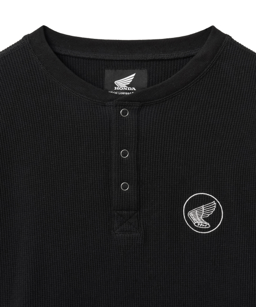 PHYPS MOTORCYCLE(フィップスモーターサイクル)の「Waffle Henry Neck Long Sleeve Black(Tシャツ/カットソー・レディース・その他・SMALL/MEDIUM/LARGE/X-LARGE)」の3枚目の写真