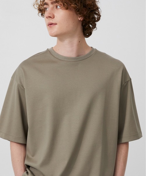 PUBLIC TOKYO(パブリックトウキョウ)の「【大人気】極 ココTEE RELAX FIT /ウォッシャブル/春服/夏服/インナー/伸縮性/耐久性(Tシャツ/カットソー・メンズ・ブラック/ダークグレー/グレイッシュベージュ/ホワイト/グレイッシュブルー・1/2/3)」の4枚目の写真