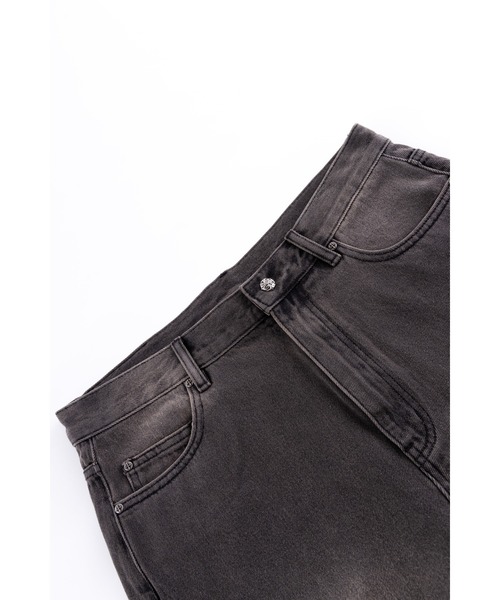 SUPPLIER(サプライヤー)の「デニムショーツ|Royal Cross Rhinestone Baggy Denim Shorts|SUPPLIER(デニムパンツ・メンズ・ブラック/ブルー・SMALL/X-LARGE/MEDIUM)」の10枚目の写真
